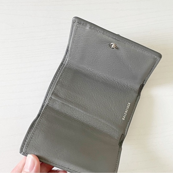 Balenciaga gray leather silver logo mini trifold wallet - Picture 7 of 9